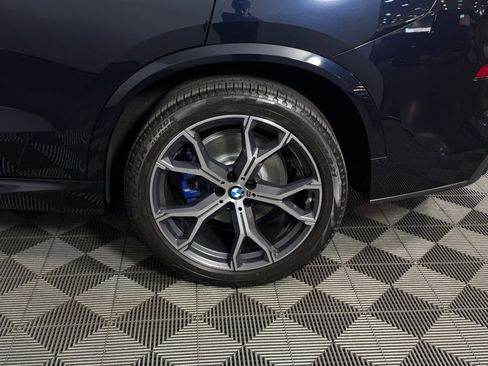Used 2025 BMW X5 sDrive40i w/ M Sport Package RWD image 19