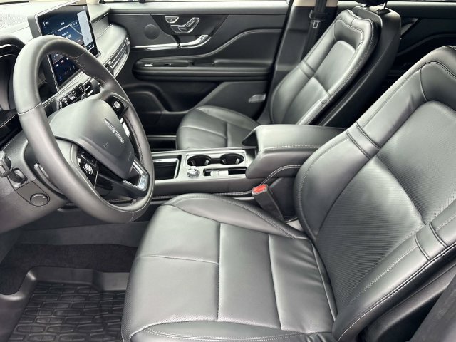 Certified 2023 Lincoln Corsair AWD w/ Equipment Group 101A image 27