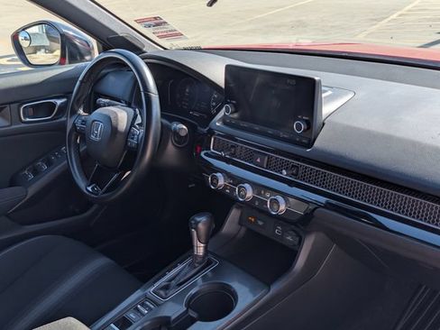 Used 2022 Honda Civic Sport image 9