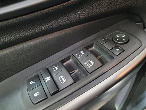 Used 2021 Jeep Cherokee Limited AWD/4WD image 27