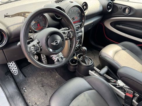 Used 2015 MINI Cooper Paceman FWD image 9