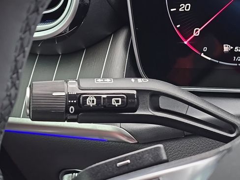 New 2026 Mercedes-Benz GLC 300 4MATIC image 25