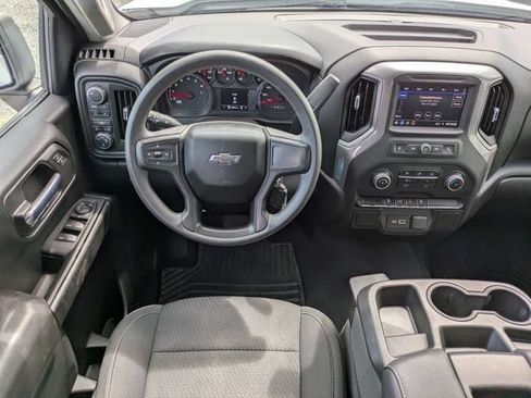 Used 2021 Chevrolet Silverado 1500 Custom Trail Boss AWD/4WD image 16