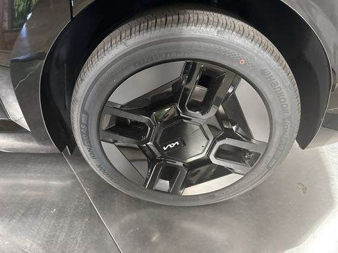 New 2026 Kia EV9 GT-Line image 12