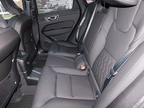 New 2026 Volvo XC60 T8 Plus w/ Climate Package AWD/4WD image 13