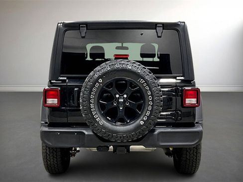 Used 2021 Jeep Wrangler Unlimited Sport image 6