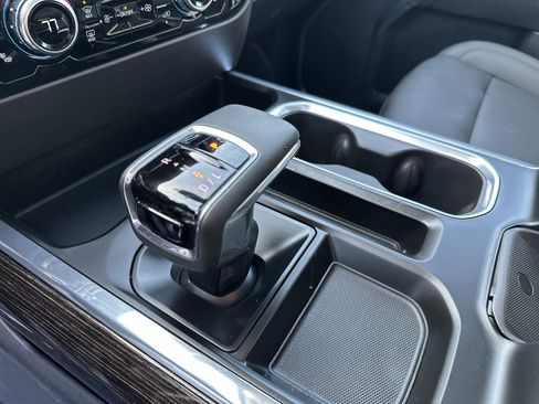 Certified 2024 GMC Sierra 1500 Elevation w/ Elevation Premium Package image 18