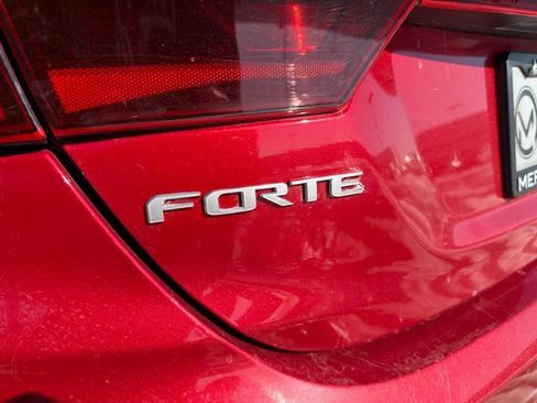 Used 2024 Kia Forte LXS image 13