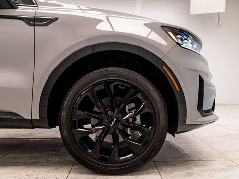 Used 2023 Kia Sorento SX image 35