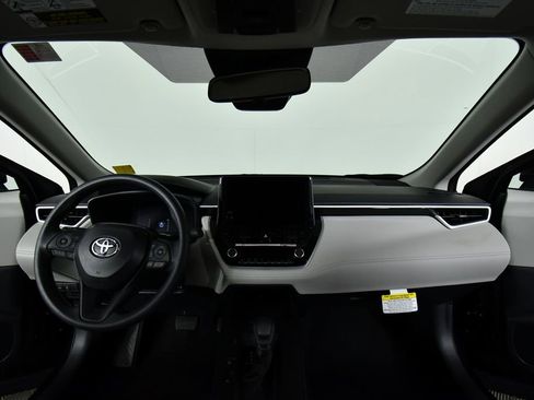 New 2026 Toyota Corolla Cross L image 18