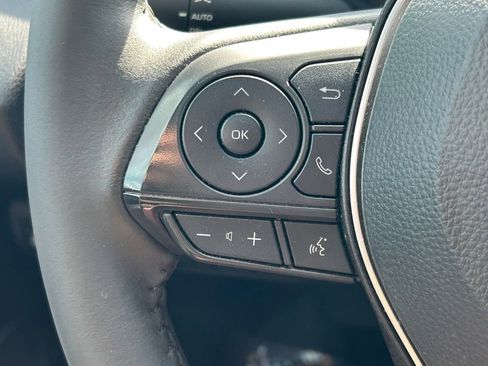 Used 2024 Toyota Corolla SE FWD image 32