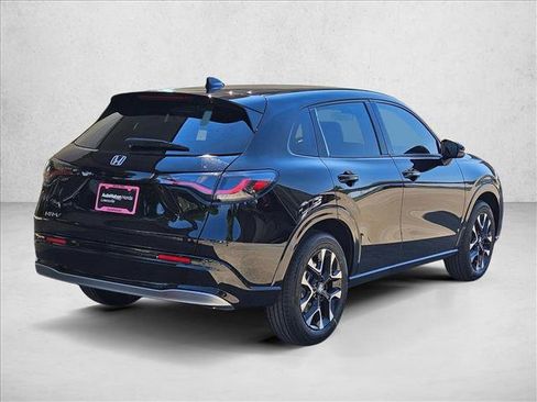 New 2026 Honda HR-V EX-L image 2