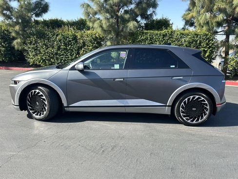 Used 2022 Hyundai Ioniq 5 Limited image 3