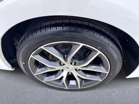 Used 2021 Acura ILX w/ Premium Package image 21