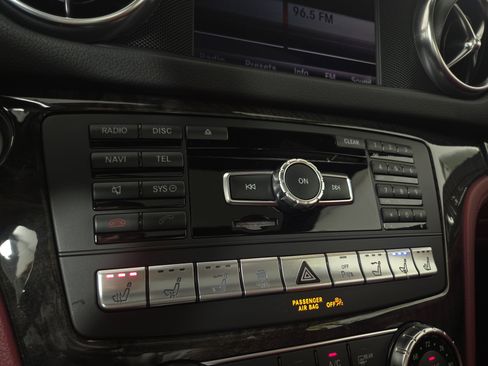 Used 2016 Mercedes-Benz SL 550 image 28