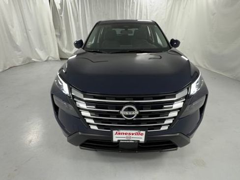 Certified 2026 Nissan Rogue SV w/ Cold Weather Package AWD/4WD image 8