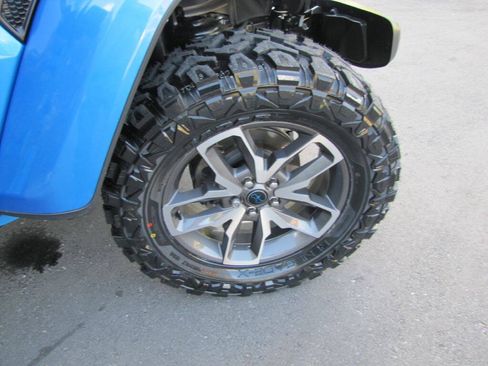 Used 2024 Jeep Wrangler Unlimited AWD/4WD image 30