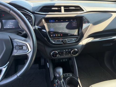 Used 2022 Chevrolet TrailBlazer LT w/ Sun and Liftgate Package AWD/4WD image 21