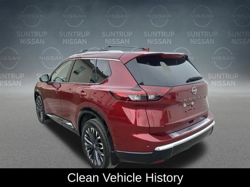Used 2025 Nissan Rogue Platinum image 4