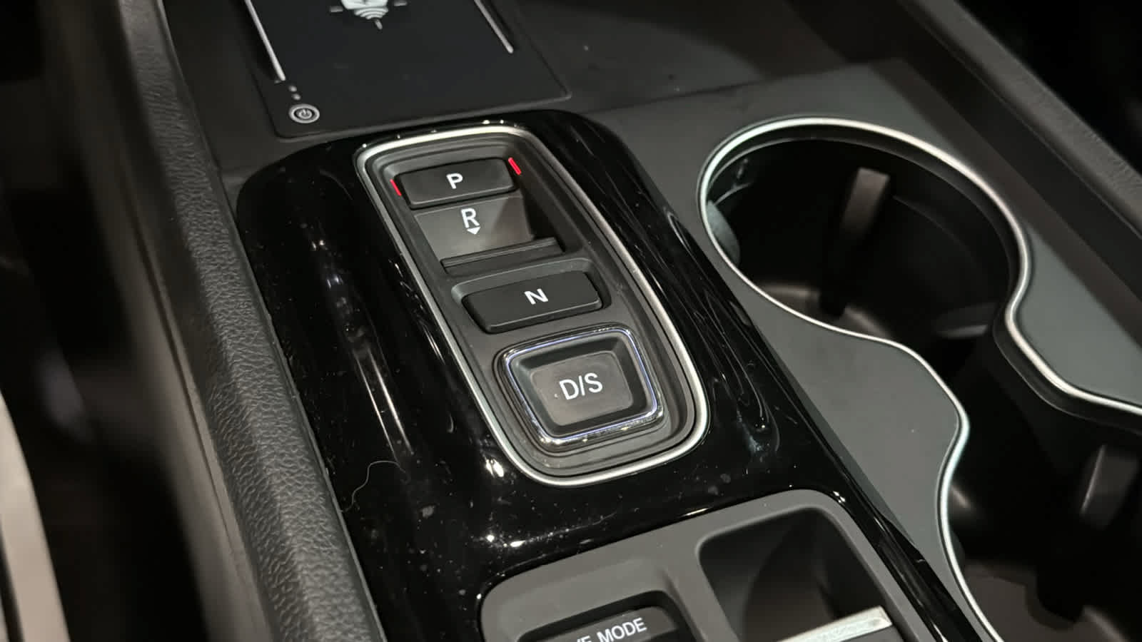 Used 2025 Honda Pilot EX-L image 17