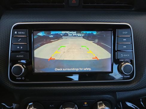 Used 2022 Nissan Kicks S FWD image 36