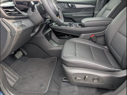 New 2026 Buick Enclave Preferred image 11