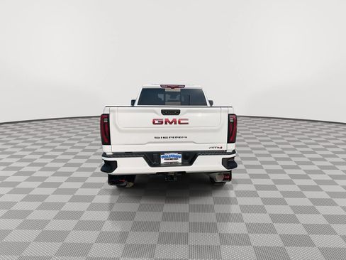 Used 2024 GMC Sierra 2500 AT4 w/ AT4 Premium Plus Package AWD/4WD image 6