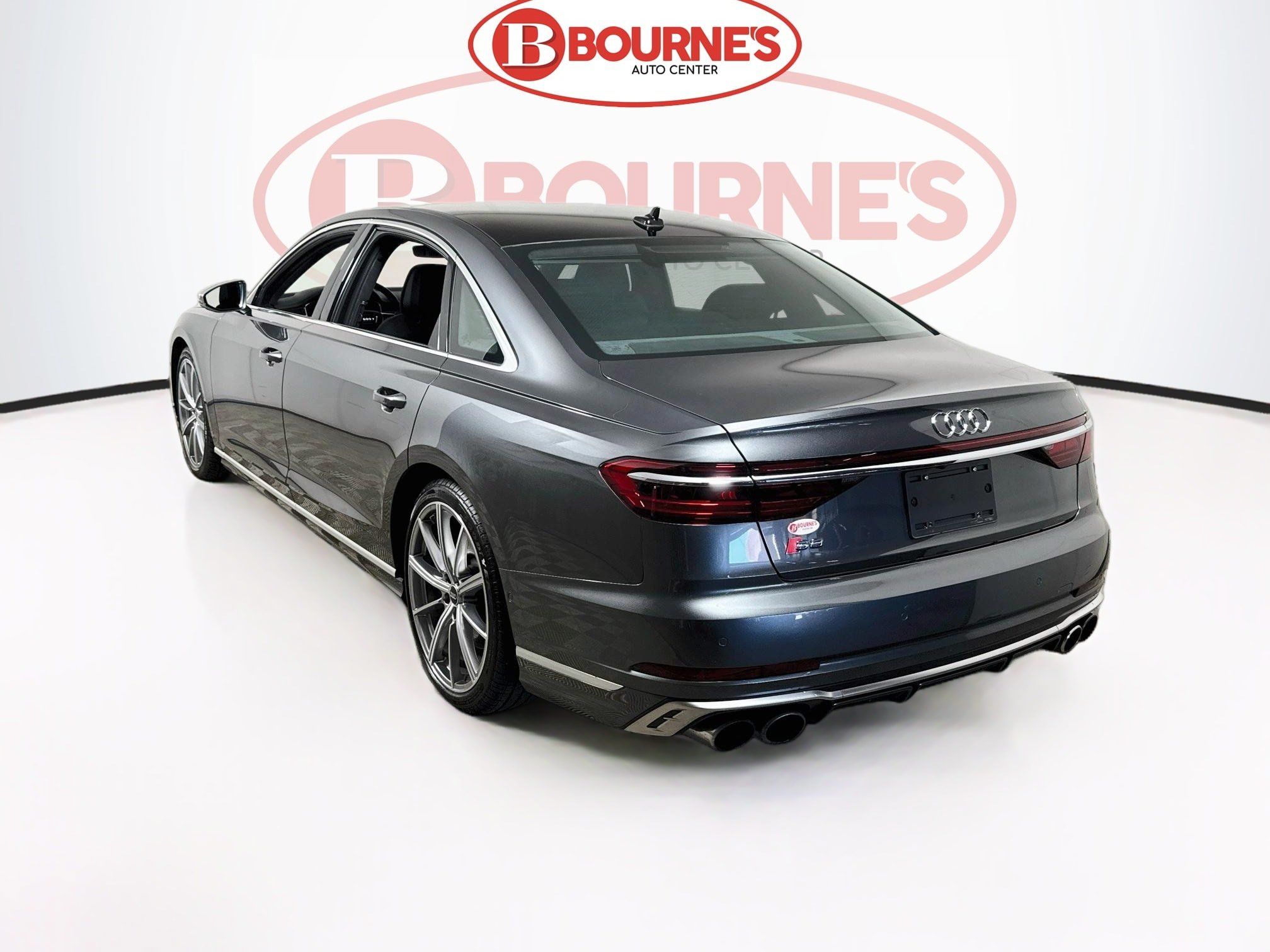 Used 2023 Audi S8 w/ S8 Comfort Plus Package AWD/4WD image 10