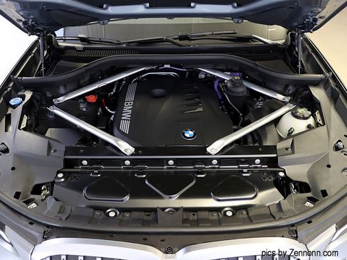 Certified 2023 BMW X7 xDrive40i w/ Premium Package image 41