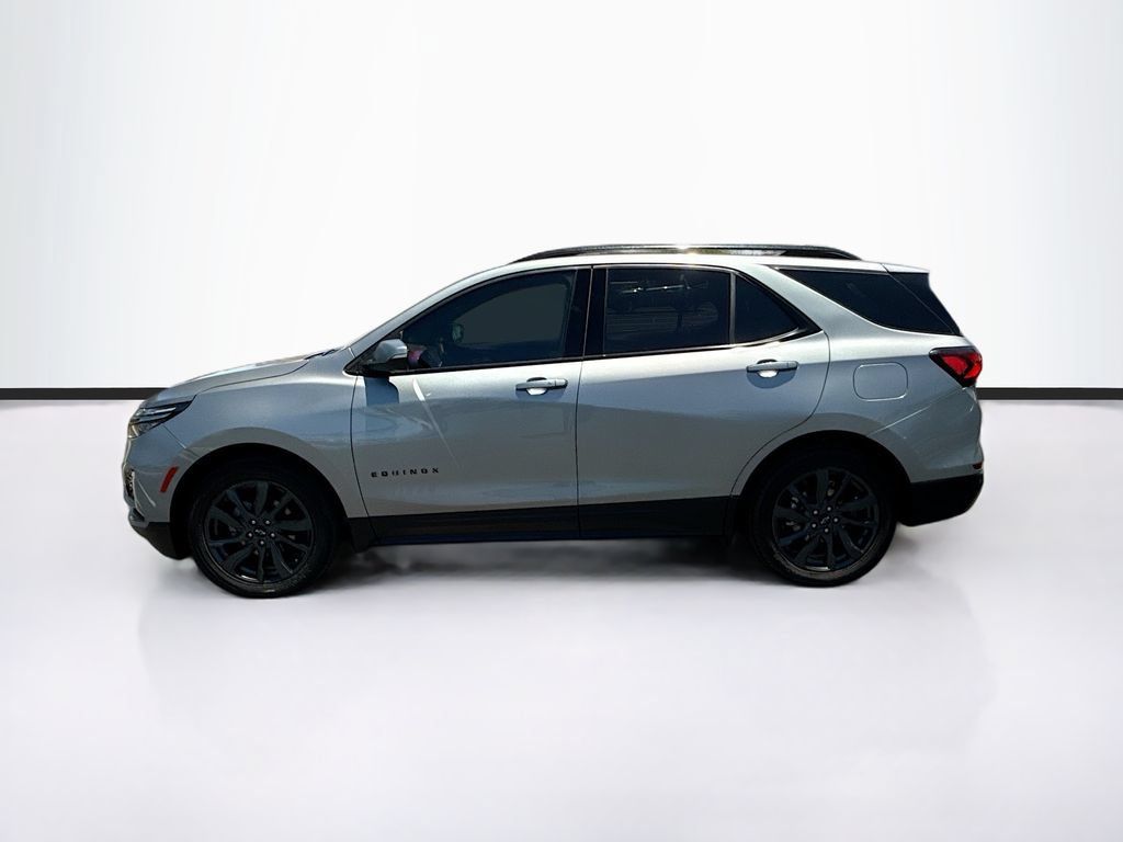 Used 2023 Chevrolet Equinox RS w/ RS Leather Package AWD/4WD image 8