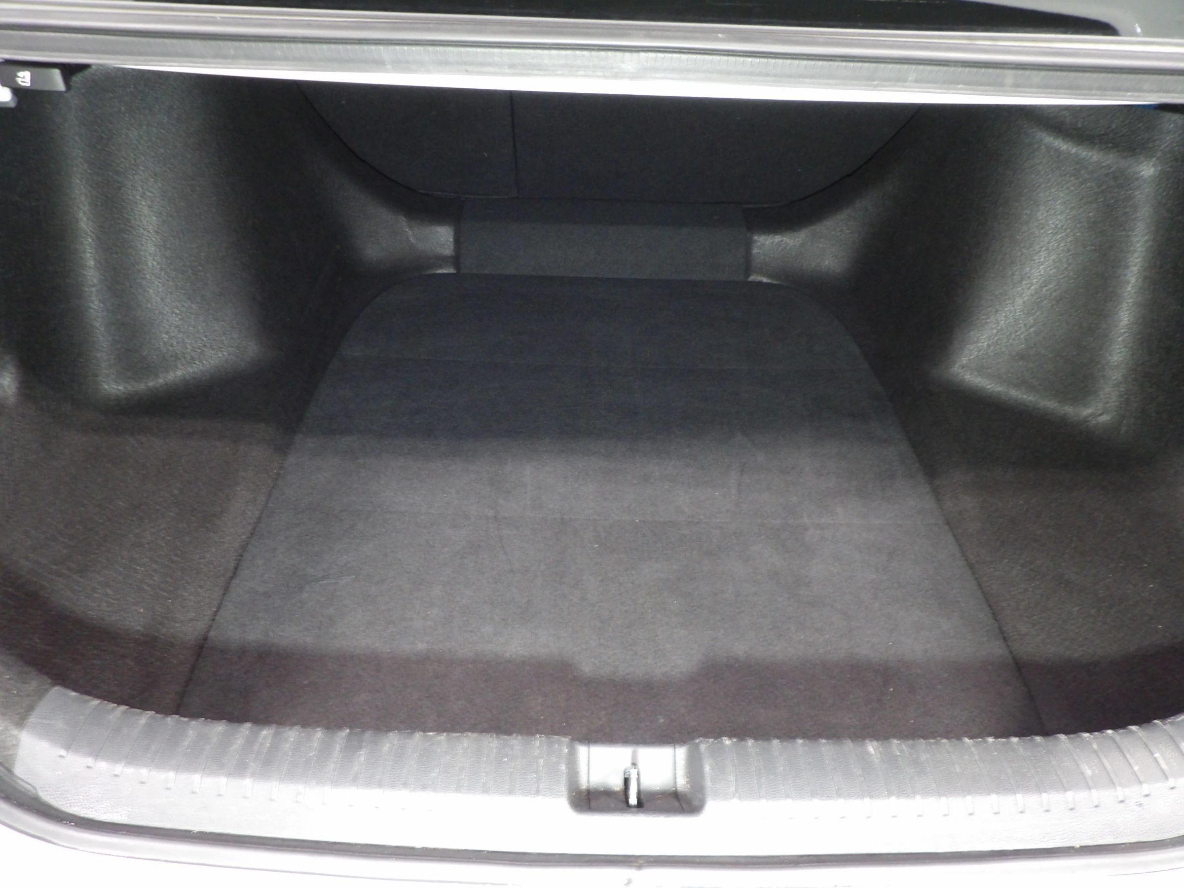 Used 2023 Honda Accord EX image 9