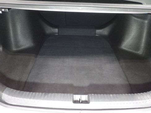 Used 2023 Honda Accord EX image 9