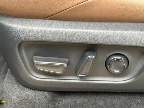 New 2026 Toyota 4Runner Limited AWD/4WD image 26