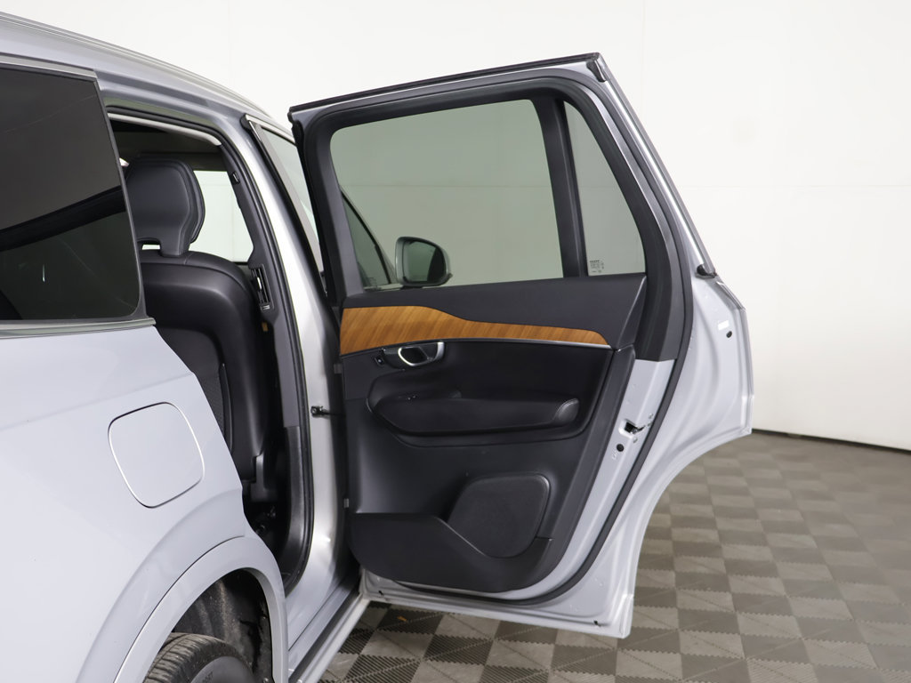 Used 2023 Volvo XC90 B6 Core w/ Climate Package AWD/4WD image 25
