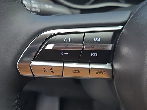 Used 2025 MAZDA CX-50 Meridian Edition w/ Apex Package AWD/4WD image 17