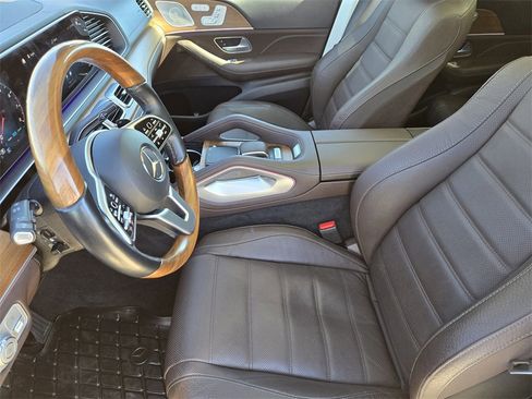 Used 2023 Mercedes-Benz GLS 450 4MATIC image 18