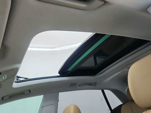 Used 2023 Audi Q8 Premium Plus w/ Premium Plus Package image 55