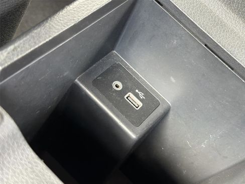 Used 2019 Nissan Sentra SR FWD image 41