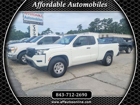 Used 2022 Nissan Frontier S RWD image 1