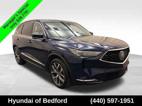 Used 2023 Acura MDX SH-AWD w/ Technology Package image 3