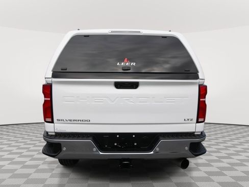 Certified 2024 Chevrolet Silverado 2500 LTZ w/ LTZ Convenience Package image 4