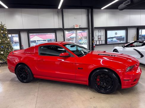 Used 2014 Ford Mustang GT w/ Equipment Group 301A image 18