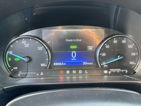 Used 2021 Ford Escape SE image 24