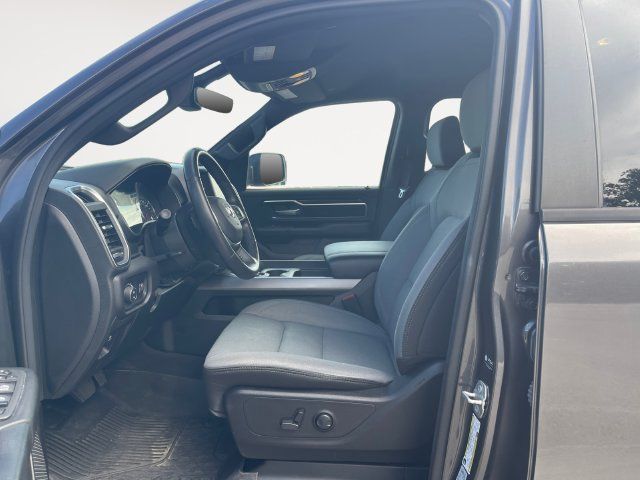 Used 2024 RAM 1500 Big Horn AWD/4WD image 9