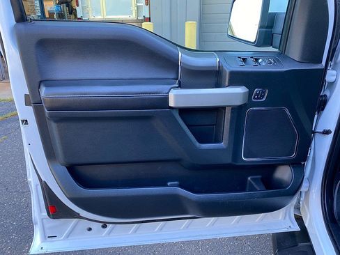 Used 2016 Ford F150 Lariat w/ Equipment Group 502A Luxury AWD/4WD image 30