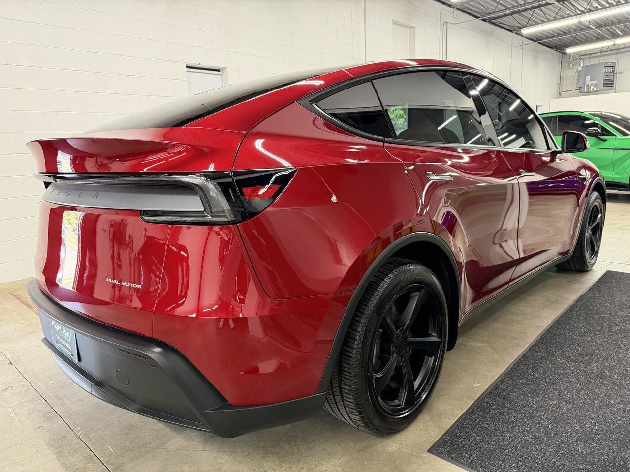 Used 2026 Tesla Model Y AWD image 4