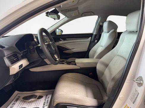 Used 2018 Honda Accord LX image 12