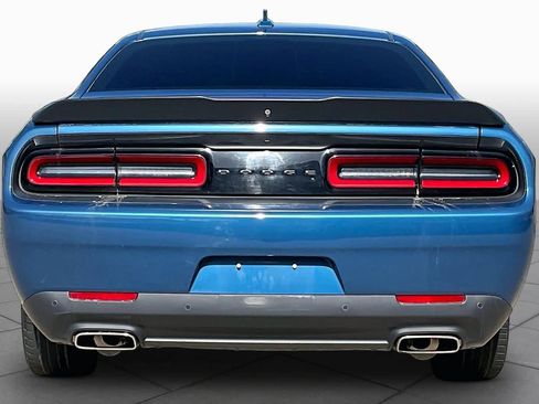 Used 2020 Dodge Challenger SXT w/ Plus Package RWD image 5