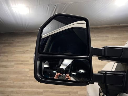 Used 2024 Ford F350 Lariat w/ Lariat Ultimate Package image 33