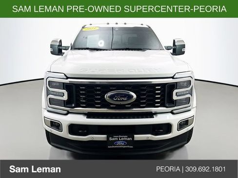 Used 2025 Ford F450 Platinum w/ Platinum Plus Package AWD/4WD image 2
